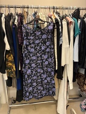 Sleeveless Black Midi Dress with Lavender Floral Print👵MT